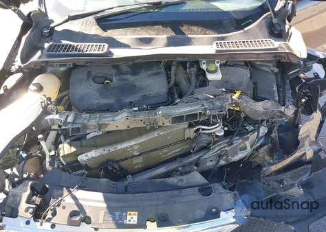 2018 Ford Escape Se из США, поврежденный, VIN 1FMCU9GD0JUA52328